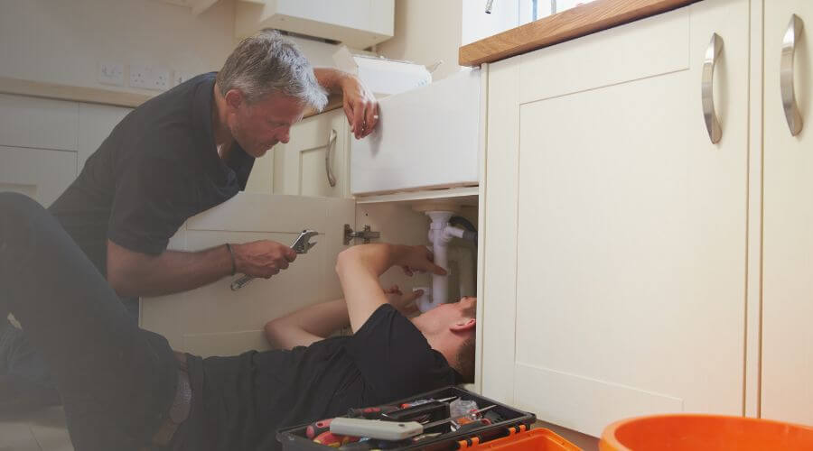 Professional burst pipe repair services in Blackstone, IL